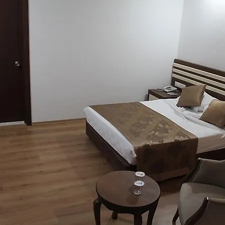 أولبيا 4*
